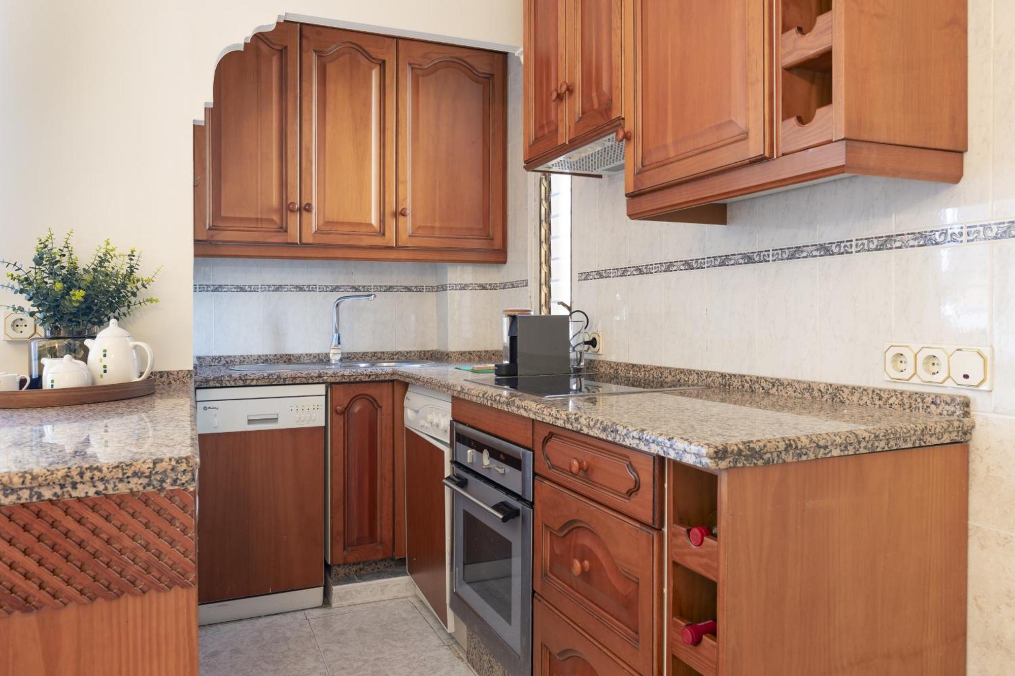 Beachfront Apartment With Terrace And Seaviews Fuengirola Εξωτερικό φωτογραφία