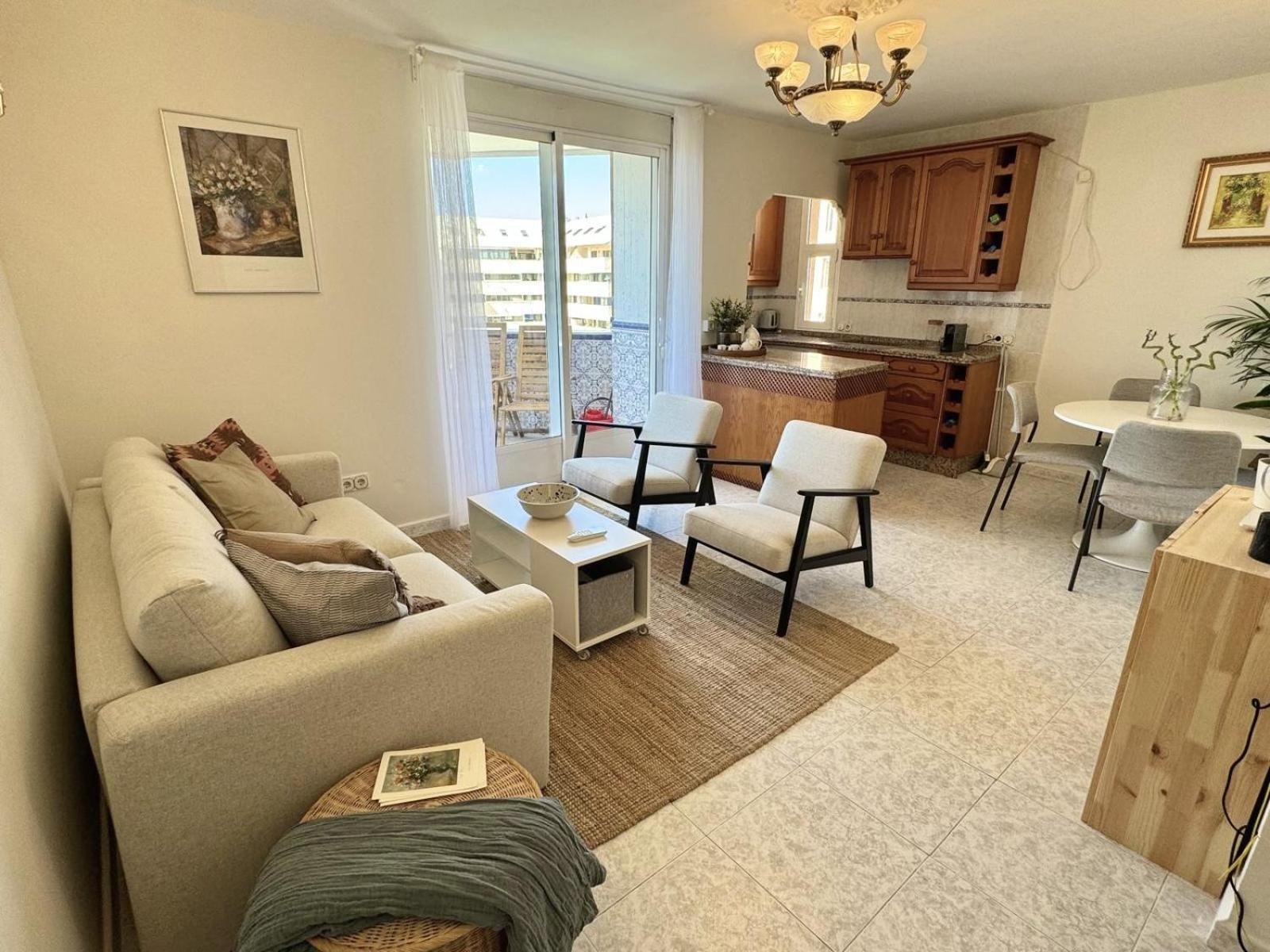 Beachfront Apartment With Terrace And Seaviews Fuengirola Εξωτερικό φωτογραφία