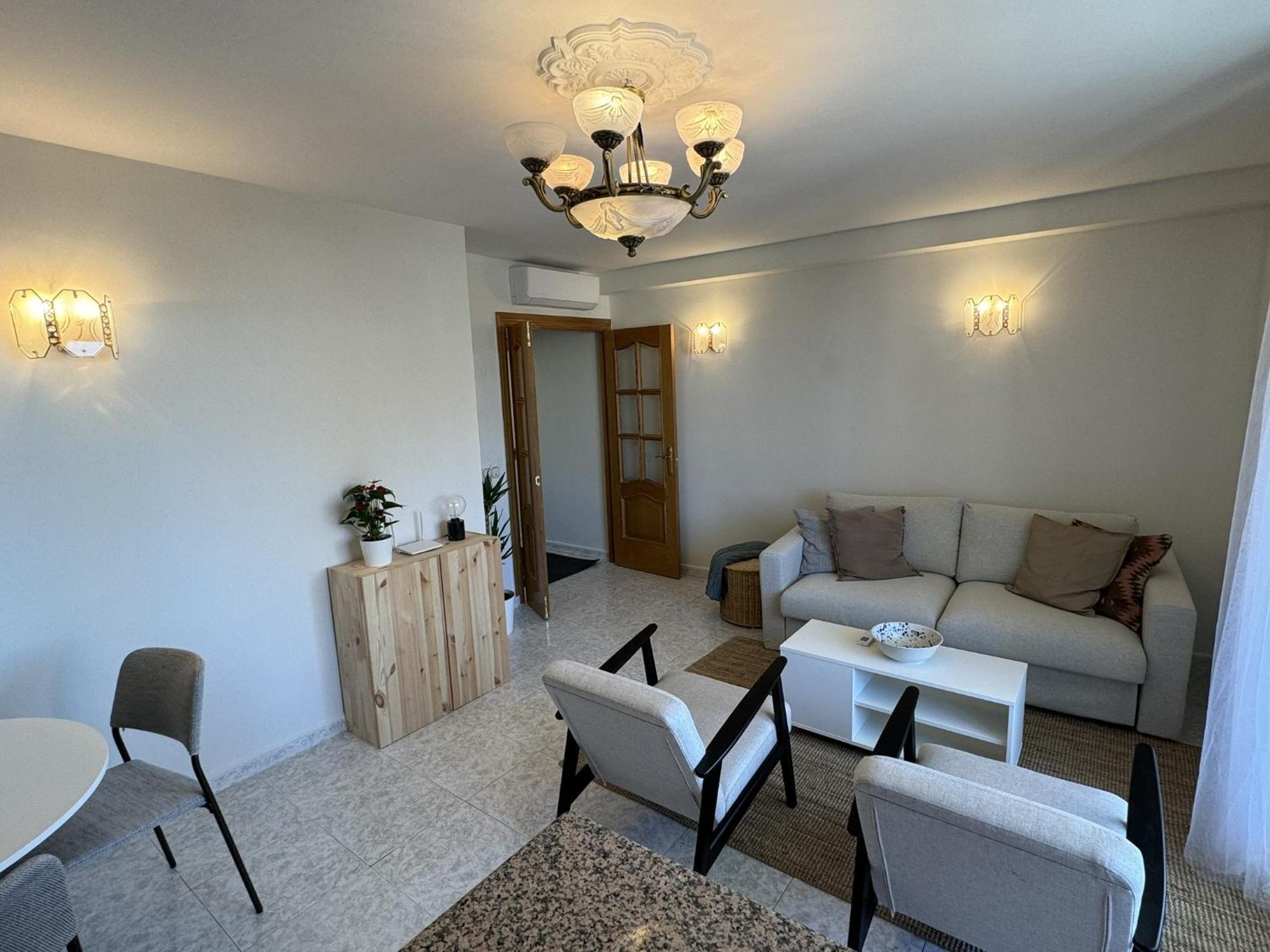 Beachfront Apartment With Terrace And Seaviews Fuengirola Εξωτερικό φωτογραφία